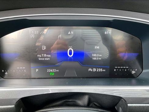 Used 2024 Volkswagen Tiguan SE R-Line image 10