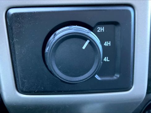 Used 2019 Ford F250 Lariat w/ Lariat Value Package image 33