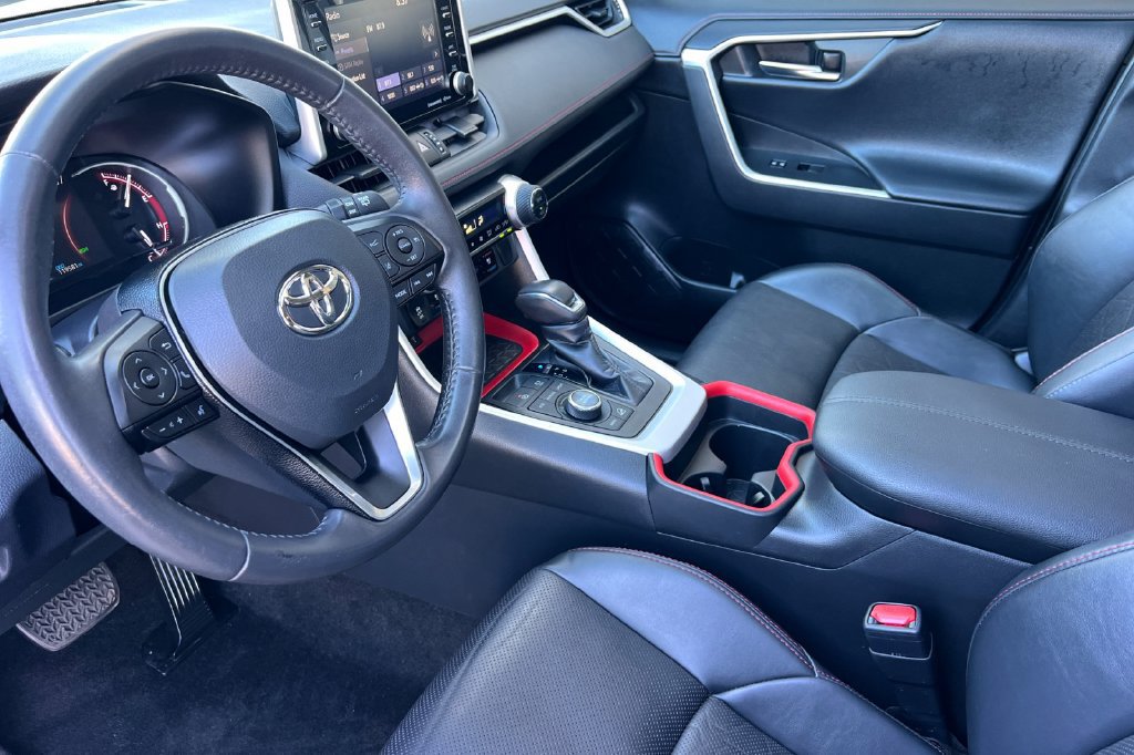 Certified 2020 Toyota RAV4 TRD Off-Road w/ TRD Off-Road Weather Package AWD/4WD image 13