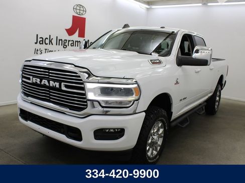 Used 2024 RAM 2500 Laramie AWD/4WD image 1