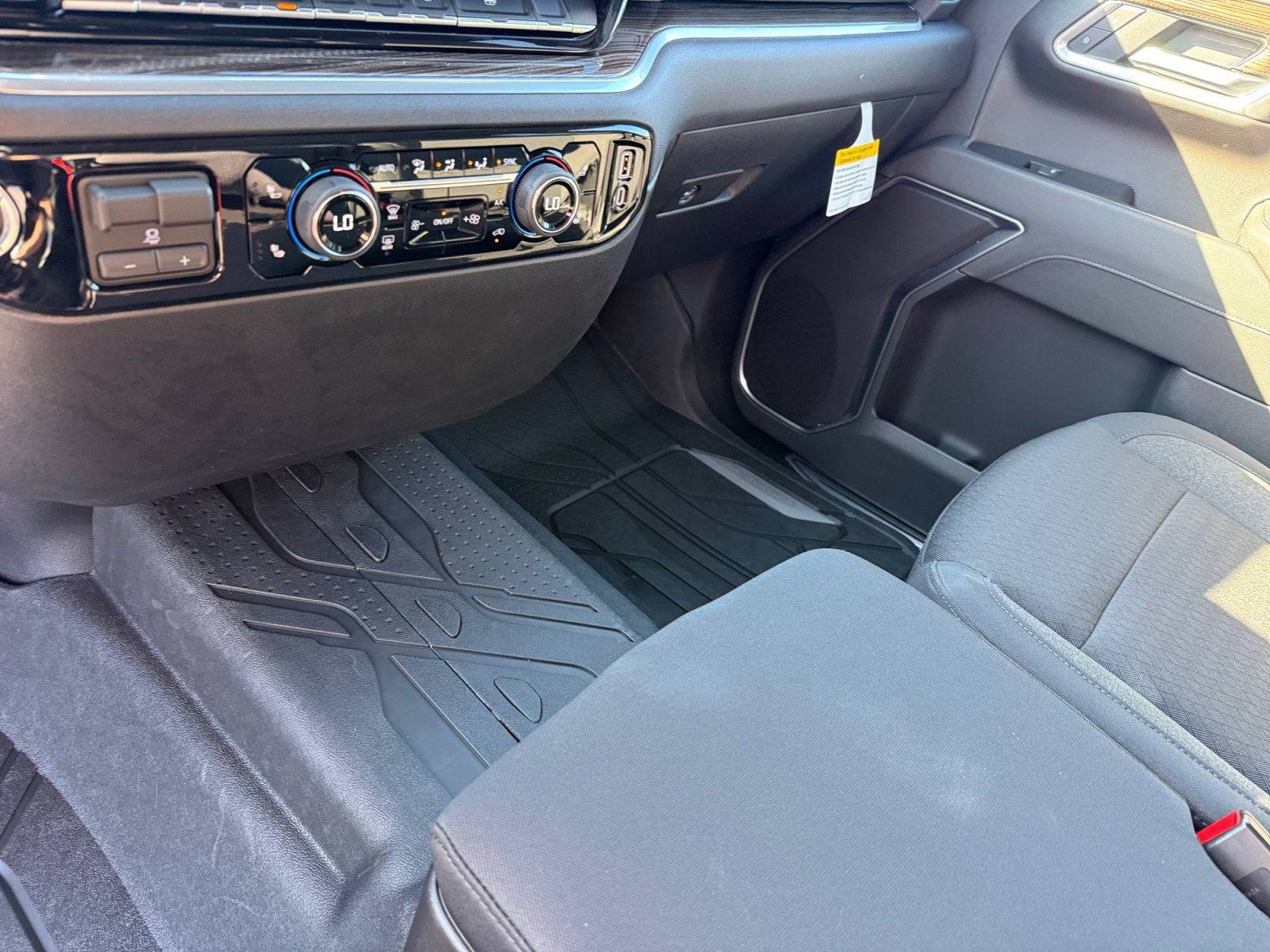 New 2026 Chevrolet Silverado 1500 RST w/ RST Select Package AWD/4WD image 13