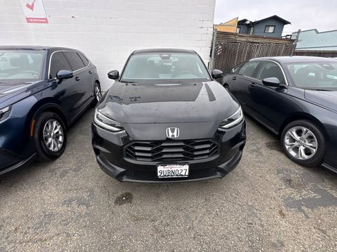 Used 2025 Honda HR-V Sport image 3