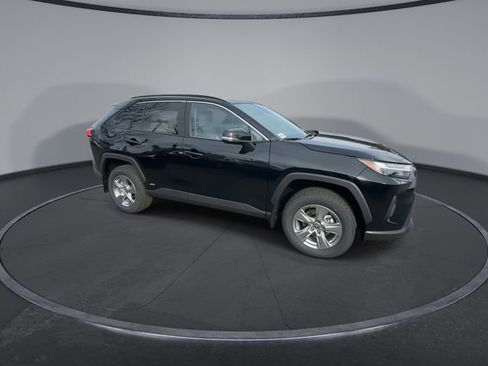 New 2025 Toyota RAV4 XLE image 19