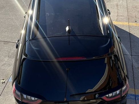 Used 2019 Jeep Cherokee Trailhawk w/ Cold Weather Group image 12