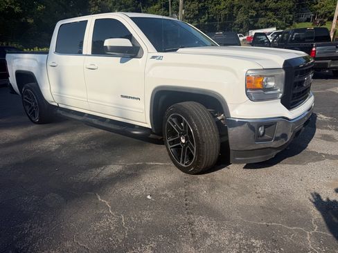 Used 2015 GMC Sierra 1500 SLE w/ Carbon-22 Edition AWD/4WD image 15