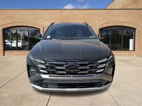 Used 2023 Chrysler Pacifica Touring-L FWD image 16