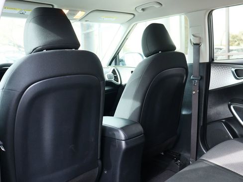 Used 2024 Kia Soul LX w/ Option Group 015 image 31