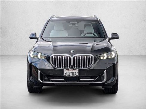 Used 2026 BMW X5 sDrive40i image 2