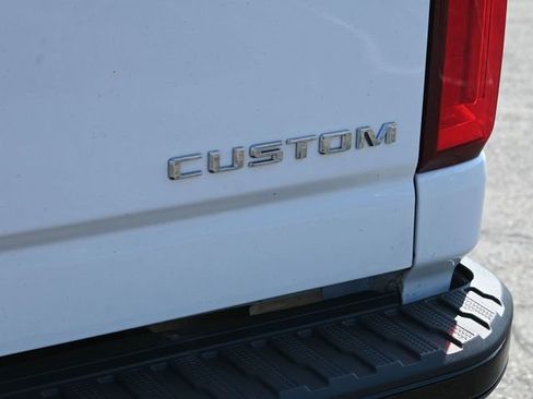 Used 2020 Chevrolet Silverado 2500 Custom w/ Custom Value Package image 7