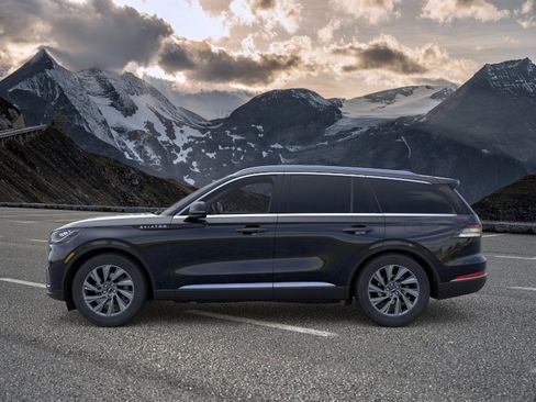 New 2026 Lincoln Aviator AWD image 3