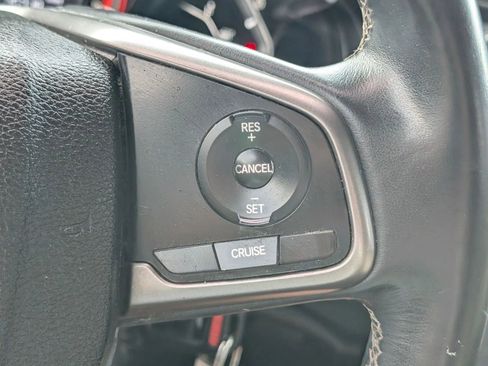 Used 2018 Honda Civic Sport image 17