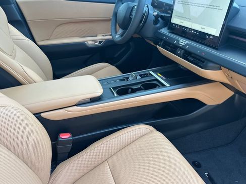 Used 2026 Lexus ES 350e w/ Convenience Package FWD image 15