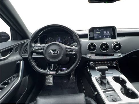 Used 2020 Kia Stinger GT RWD image 35