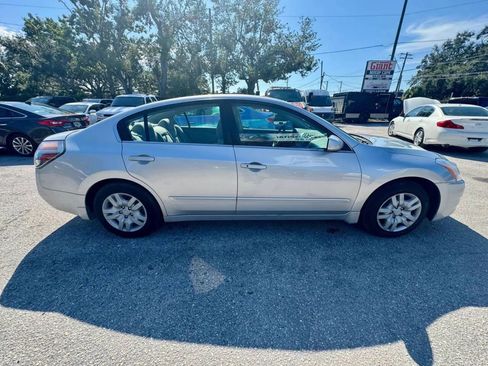 Used 2010 Nissan Altima 2.5 S image 16