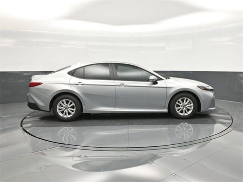 New 2026 Toyota Camry LE image 26