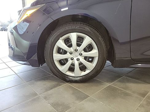 Used 2025 Toyota Corolla LE image 15