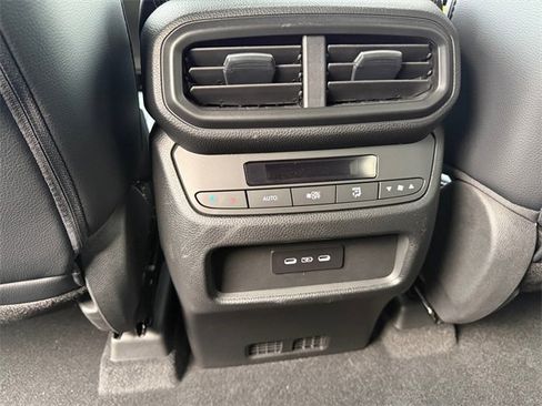 Certified 2025 Honda Pilot EX-L image 23