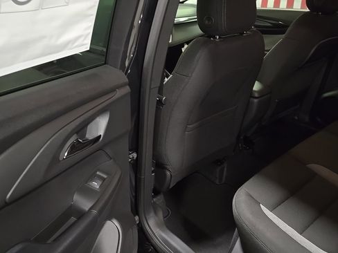 New 2025 Chevrolet TrailBlazer LT w/ Convenience Package image 12