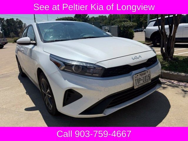 Used 2024 Kia Forte LXS FWD image 3