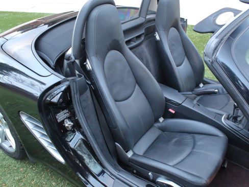 Used 2005 Porsche Boxster S image 44