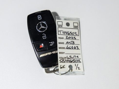 Used 2025 Mercedes-Benz GLS 63 AMG 4MATIC image 44