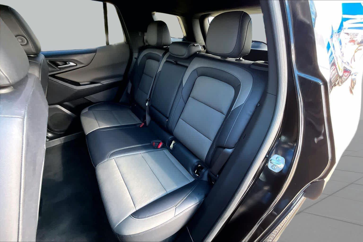 Used 2025 Chevrolet Equinox LT w/ Convenience Package II FWD image 20