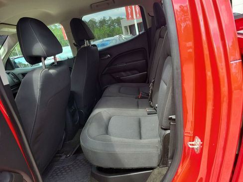 Used 2018 Chevrolet Colorado LT image 17