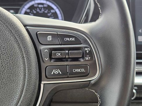 Certified 2022 Kia Niro LXS image 23