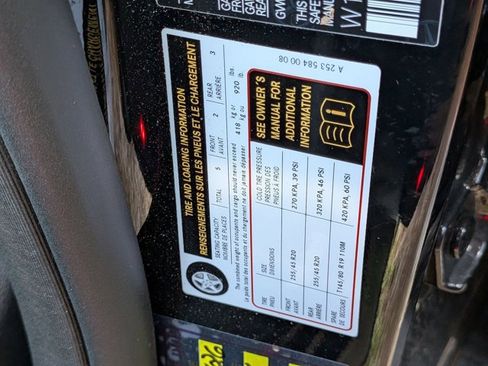 Used 2022 Mercedes-Benz GLC 300 image 17