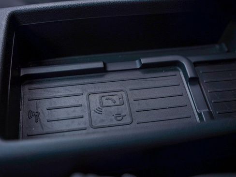 Used 2021 Audi A4 2.0T Premium Plus w/ Premium Plus Package image 37