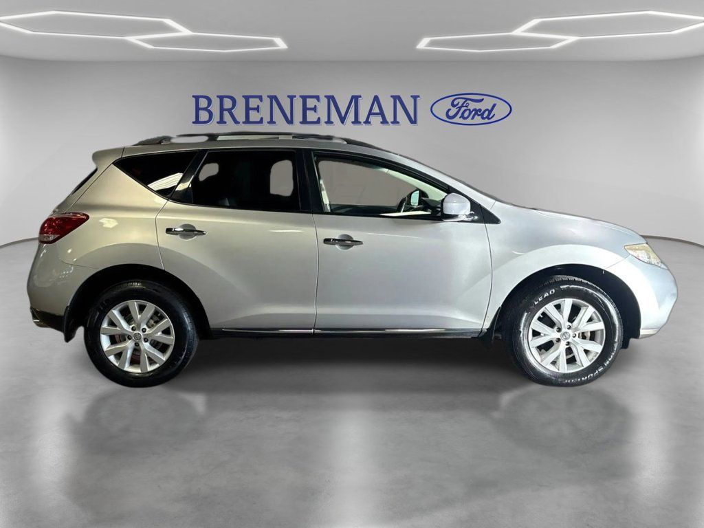 Used 2013 Nissan Murano SV AWD/4WD image 4