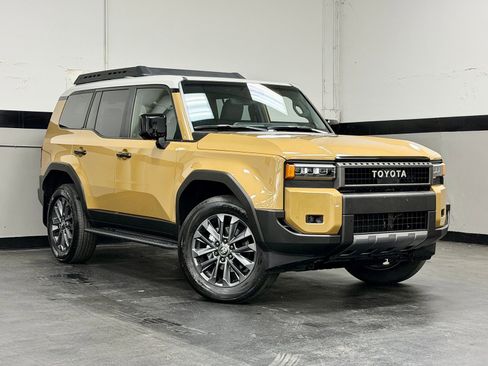 Used 2026 Toyota Land Cruiser w/ Premium Package AWD/4WD image 2