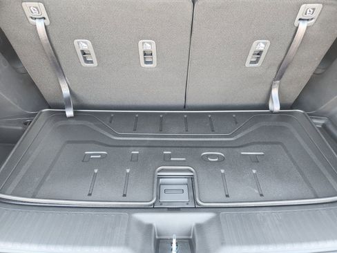 New 2025 Honda Pilot Sport image 37