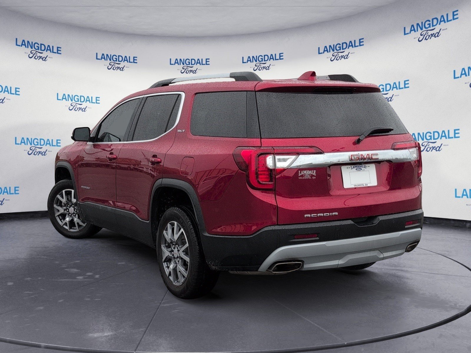 Used 2023 GMC Acadia SLT FWD image 9
