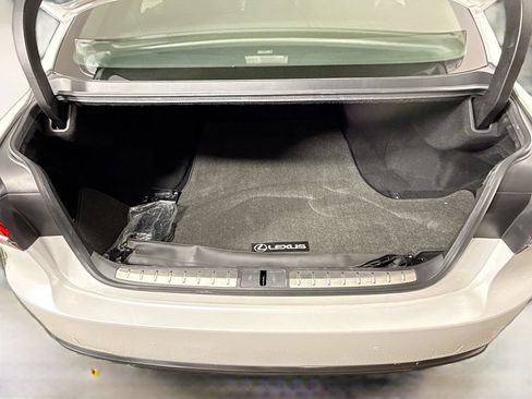 Used 2019 Lexus LS 500 RWD image 27