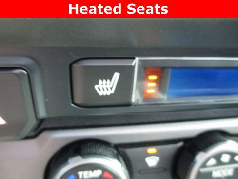 Used 2021 Toyota Tacoma TRD Off-Road w/ TRD Premium Off Road Package image 17