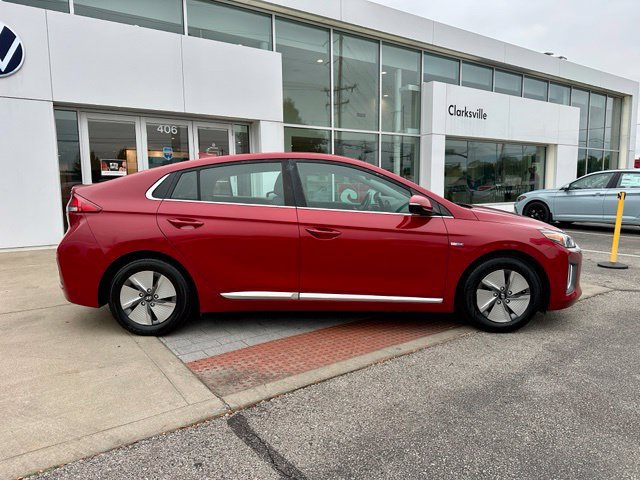 Used 2020 Hyundai Ioniq SE FWD image 8
