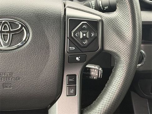 Used 2021 Toyota Tacoma TRD Sport w/ Technology Package image 13