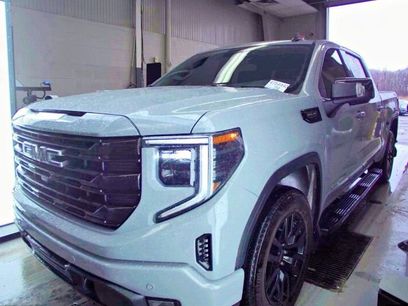 Used 2024 GMC Sierra 1500 Elevation w/ Elevation Premium Package