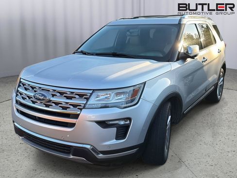 Used 2018 Ford Explorer Limited FWD image 1