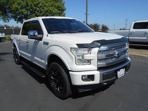 Certified 2017 Ford F150 Platinum w/ Equipment Group 701A Luxury AWD/4WD image 6