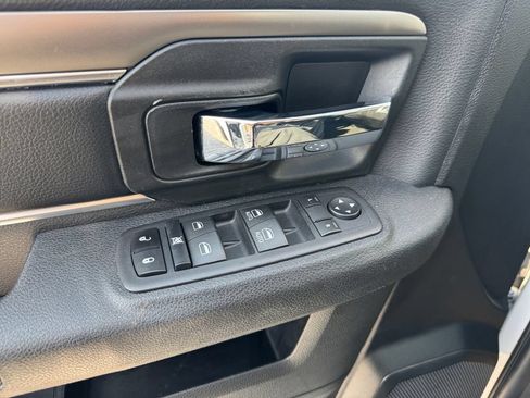 Used 2024 RAM 1500 Warlock RWD image 20