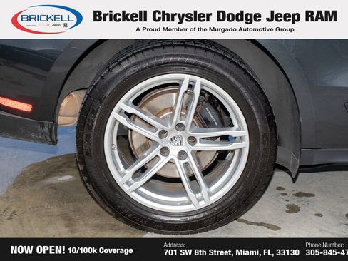 Used 2024 Porsche Macan image 40