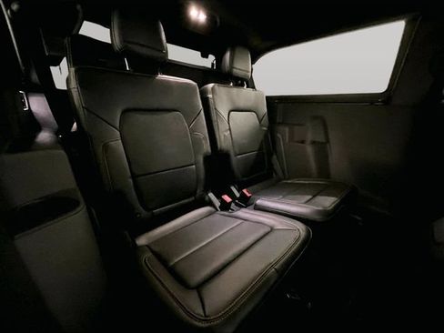 Used 2022 Ford Bronco Badlands w/ Sasquatch Package AWD/4WD image 26