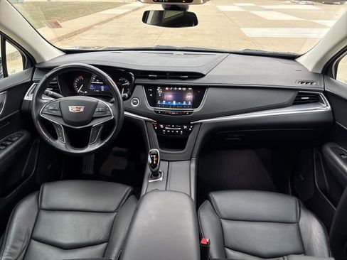 Used 2019 Cadillac XT5 Premium Luxury w/ Driver Assist Package image 24