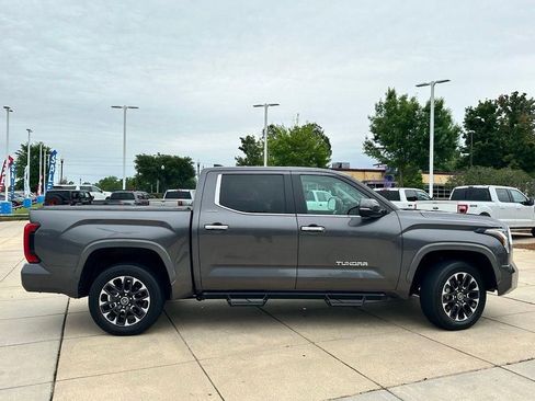 Used 2024 Toyota Tundra Limited w/ Power Package AWD/4WD image 5