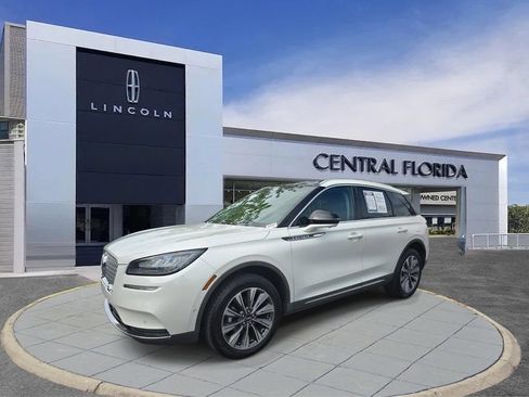 Certified 2022 Lincoln Corsair Reserve FWD image 10