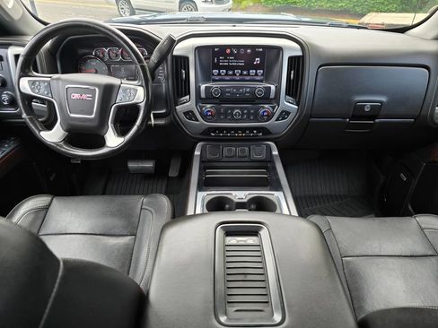 Used 2016 GMC Sierra 2500 SLT w/ Duramax Plus Package AWD/4WD image 24