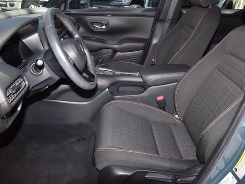 Used 2024 Honda HR-V Sport image 13