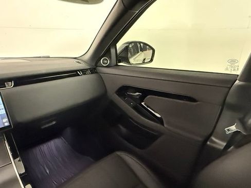 Used 2026 Land Rover Range Rover Evoque S AWD/4WD image 18